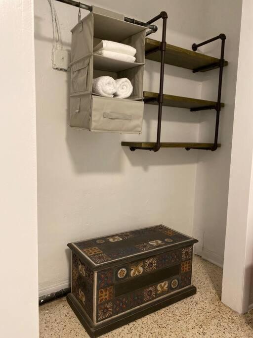 Stayover In Miami Home 2Br - 1Bth - Free Parking Luaran gambar